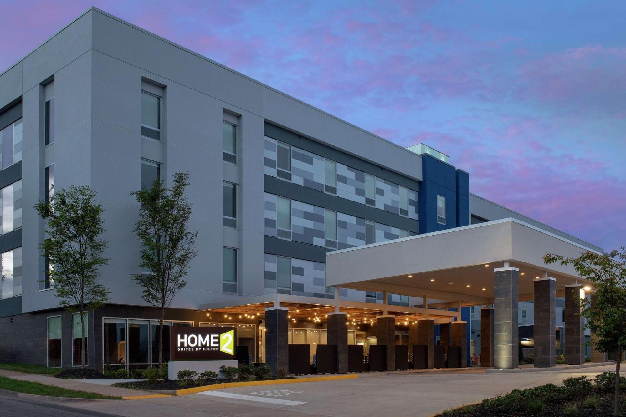 Home2 Suites By Hilton Charlottesville Downtown Екстер'єр фото