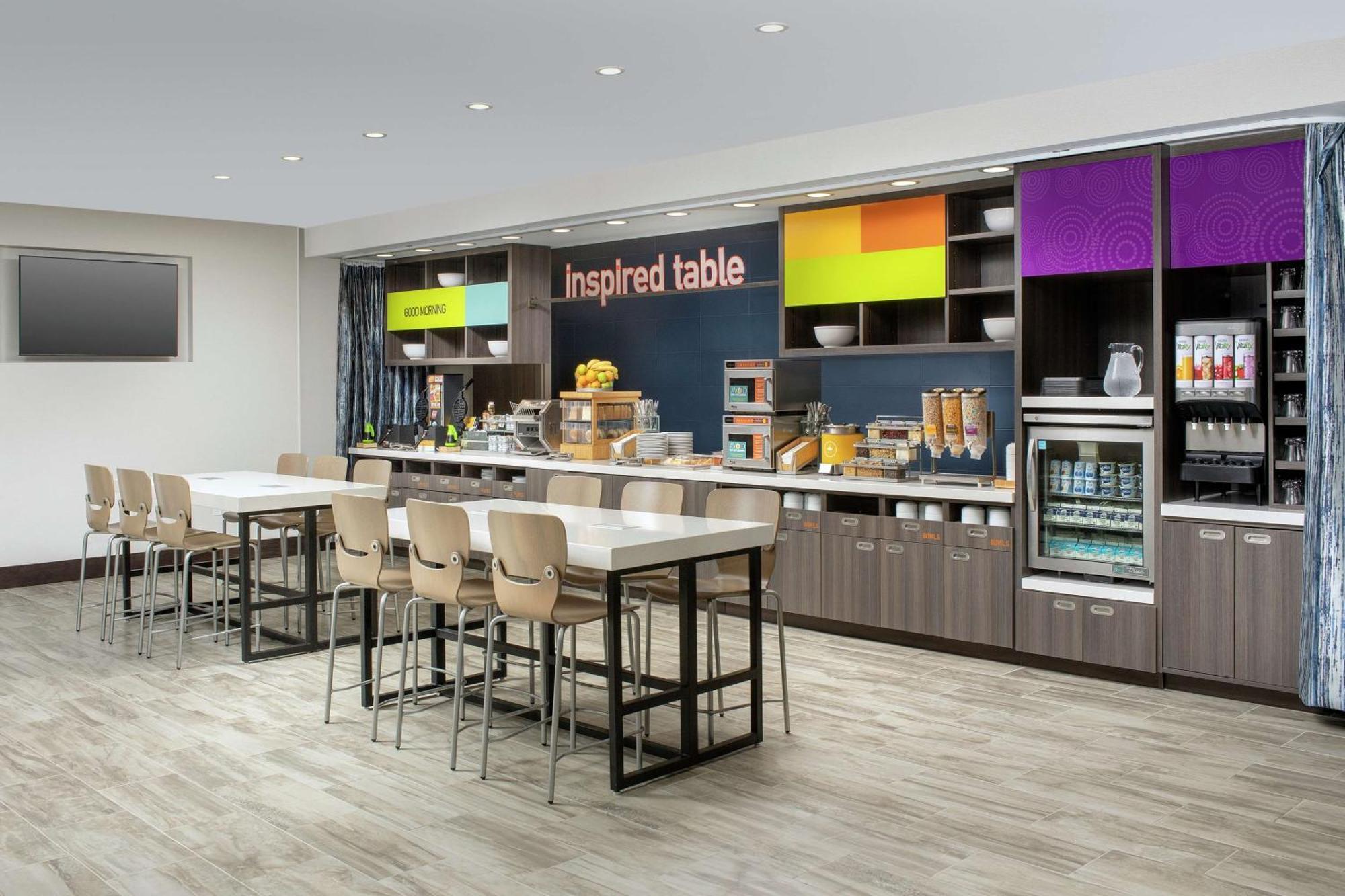 Home2 Suites By Hilton Charlottesville Downtown Екстер'єр фото