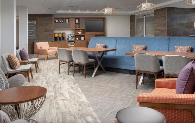 Home2 Suites By Hilton Charlottesville Downtown Екстер'єр фото